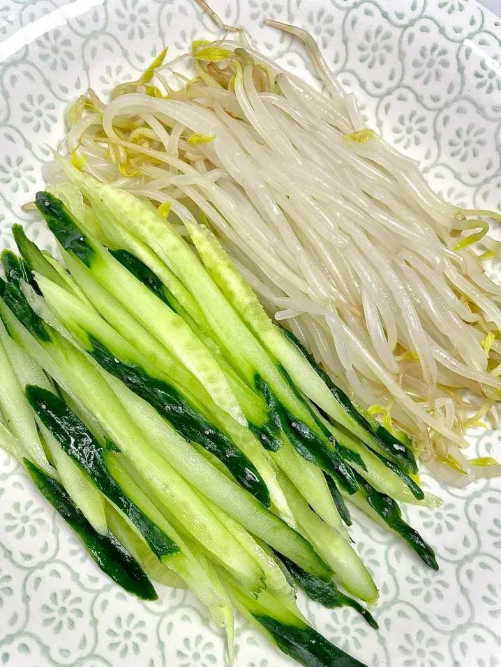 豆芽是一种绿色无污染的蔬菜,它是用什么方法培育出来的呢,豆芽美食介绍 旅行资讯 豆芽是一种绿色无污染的蔬菜,它是用什么方法培育出来的呢,豆芽美食介绍 豆芽是一种绿色无污染的蔬菜,它是用什么方法培育出来的呢,豆芽美食介绍 旅行资讯