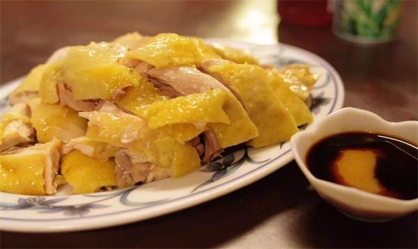 中国以美食出名的地方有哪些，哪个地方小吃多有特色 中国以美食出名的地方有哪些，哪个地方小吃多有特色 生活指南