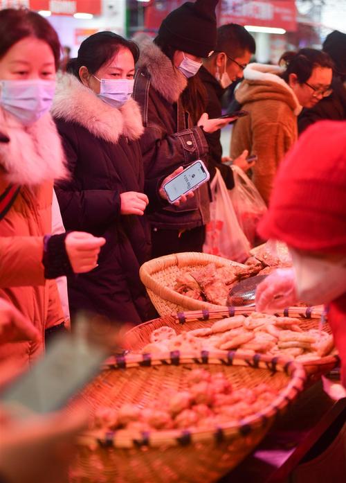 过年了,在县城美食街摆摊卖吃的,但是地方有点偏,有什么好办法能赚到过年钱,特色美食小吃摆摊 美食推荐 过年了,在县城美食街摆摊卖吃的,但是地方有点偏,有什么好办法能赚到过年钱,特色美食小吃摆摊 过年了,在县城美食街摆摊卖吃的,但是地方有点偏,有什么好办法能赚到过年钱,特色美食小吃摆摊 美食推荐