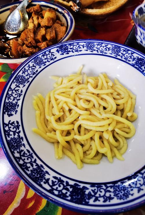 甘肃嘉峪关有什么特色美食吗？推荐一下，嘉峪关特色美食小吃 甘肃嘉峪关有什么特色美食吗？推荐一下，嘉峪关特色美食小吃 旅行资讯
