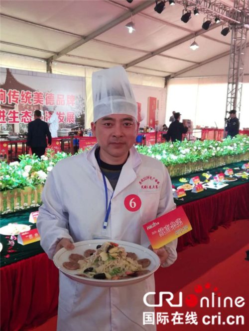 江苏兴化市戴南镇川菜在什么地方，兴化戴南有什么好吃的